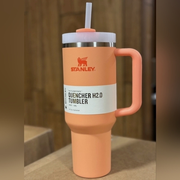 Stanley Other - Stanley Coral Quencher H2.0 Tumbler